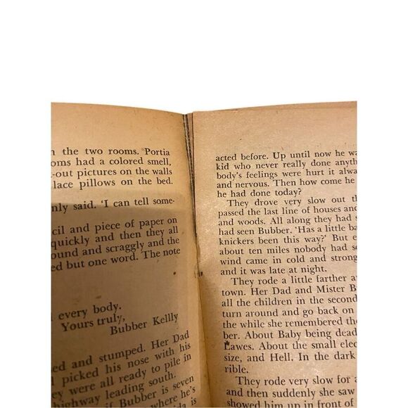 The Heart Is A Lonely Hunter Paperback Book Novel 1940 - Picture 7 of 15